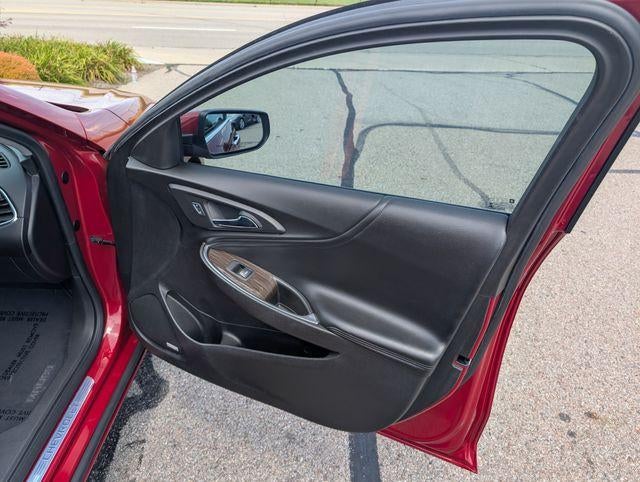 2016 Chevrolet Malibu — interior view