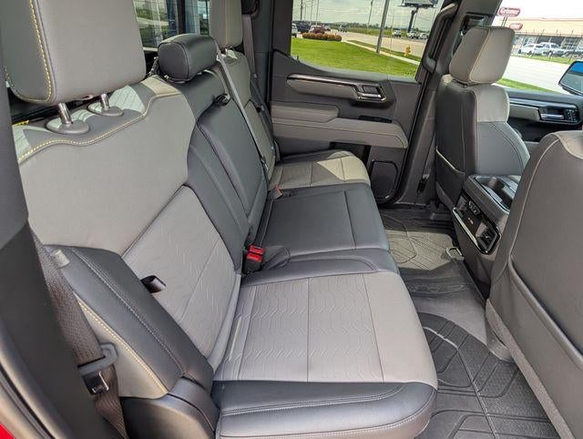 2025 Chevrolet Silverado 1500 — detail view