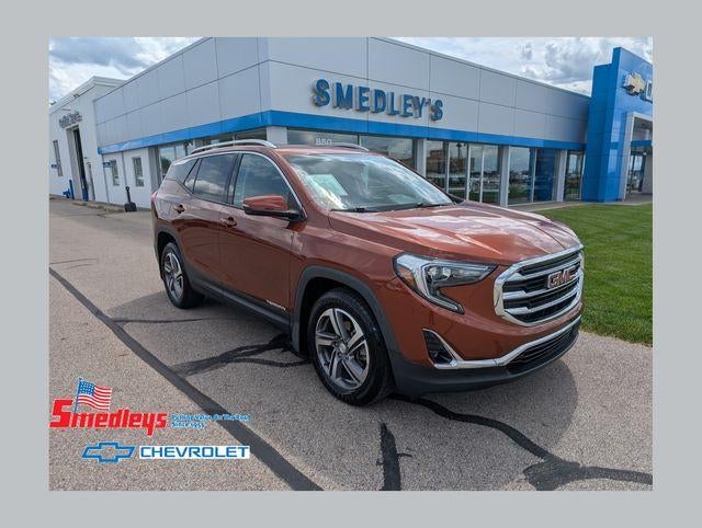2019 GMC Terrain SLT in Sedona Metallic — front three-quarter view