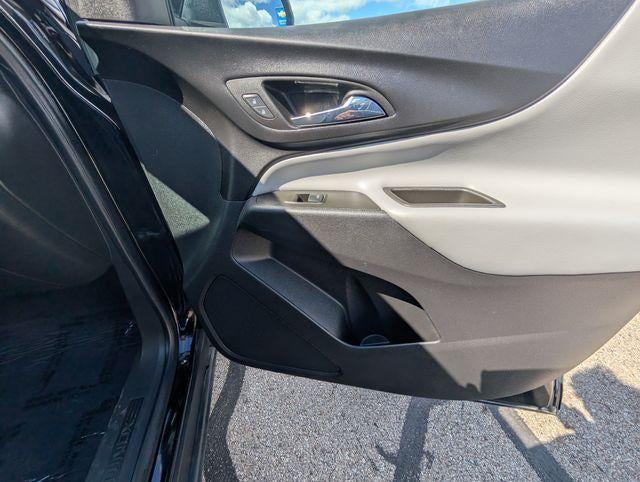 2023 Chevrolet Equinox — detail view