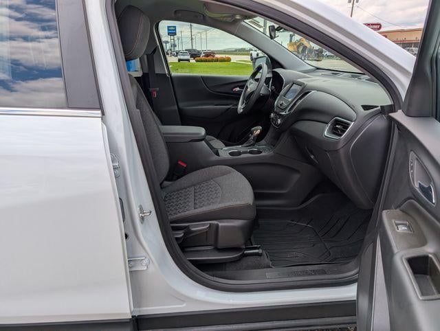 2023 Chevrolet Equinox — rear three-quarter view