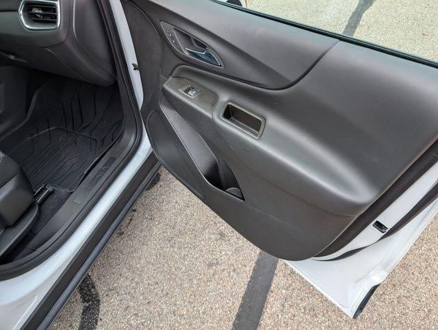 2023 Chevrolet Equinox — interior view