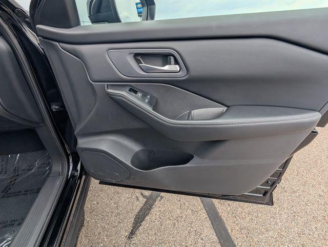 2025 Nissan Rogue — interior view