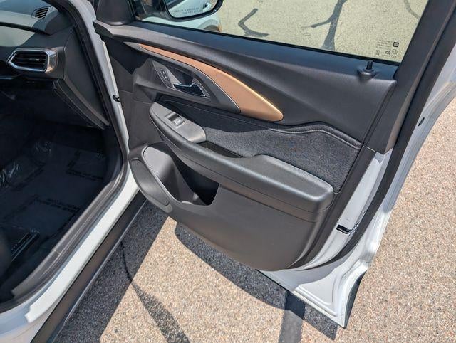 2023 Chevrolet Trailblazer — interior view